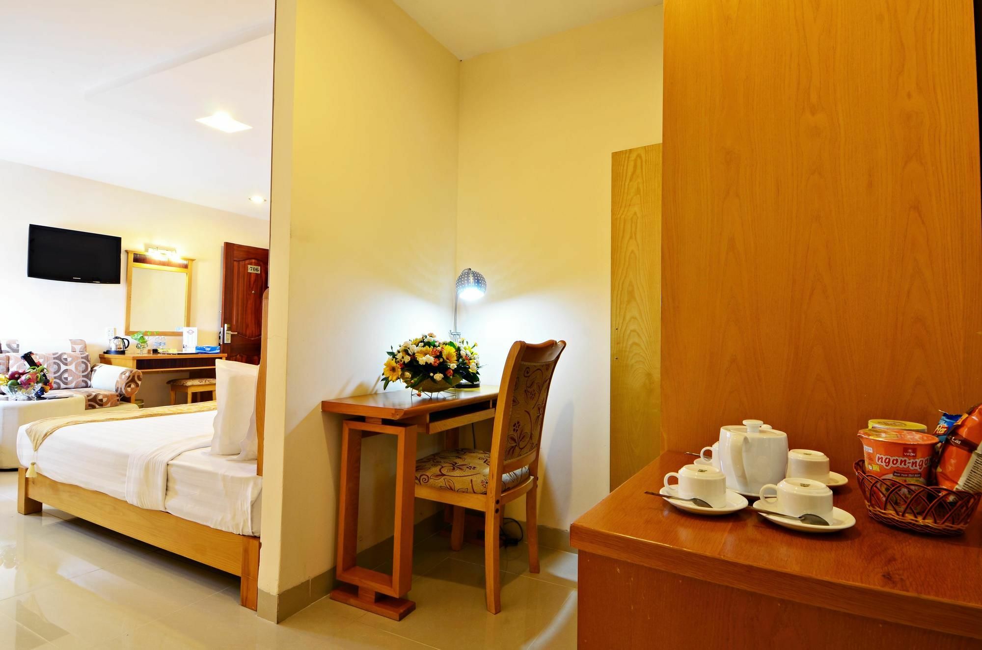 Hoang Phu Gia Hotel Ho Chi Minh-staden Exteriör bild